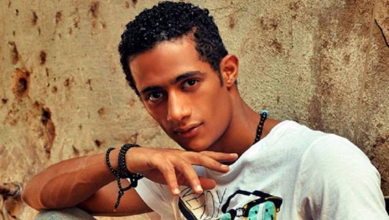 بالفيديو: ابن محمد رمضان يقلده بطريقة طريفة شاهدوه